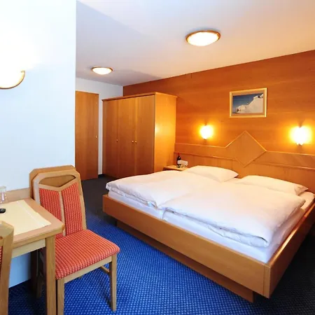 Haus Enzian Bed & Breakfast Sankt Anton am Arlberg