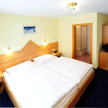 Couette-café Haus Enzian 3*