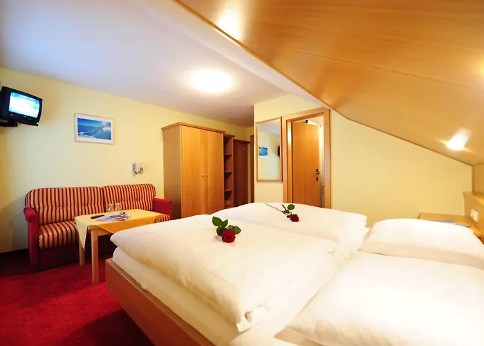 Haus Enzian לינה וארוחת בוקר