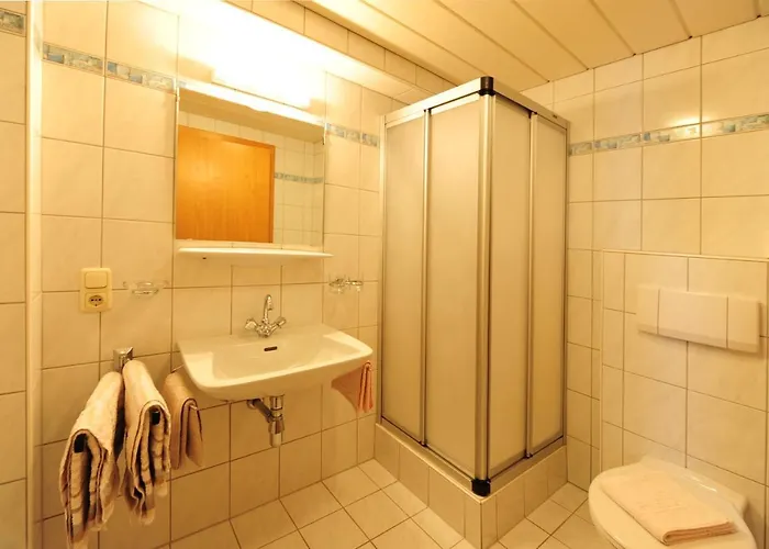 Haus Enzian לינה וארוחת בוקר סן אנטון