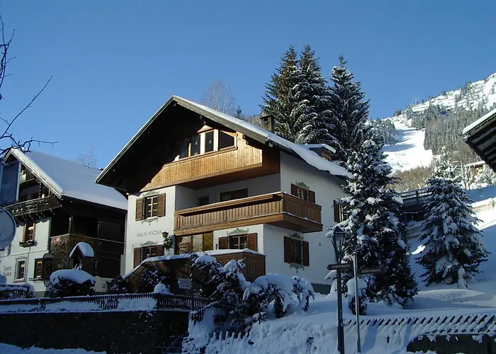 לינה וארוחת בוקר Haus Enzian סן אנטון