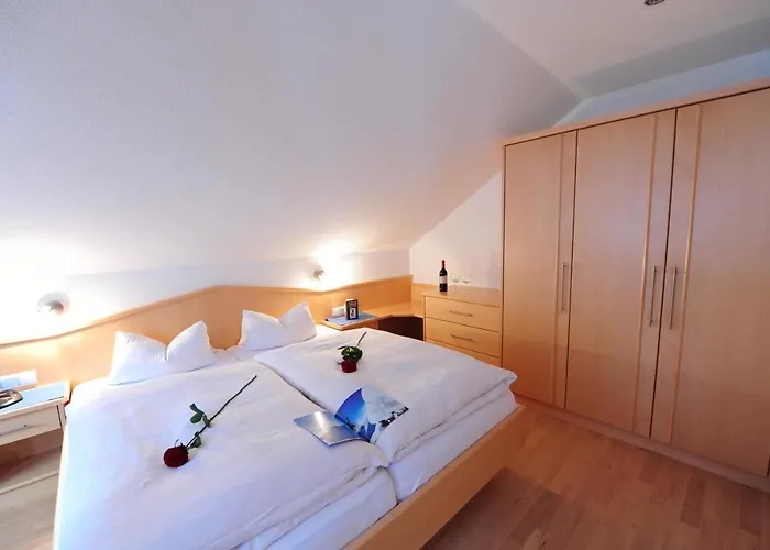 Haus Enzian Санкт-Антон-ам-Арльберг