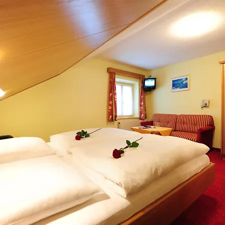 Bed & Breakfast Haus Enzian St Anton am Arlberg