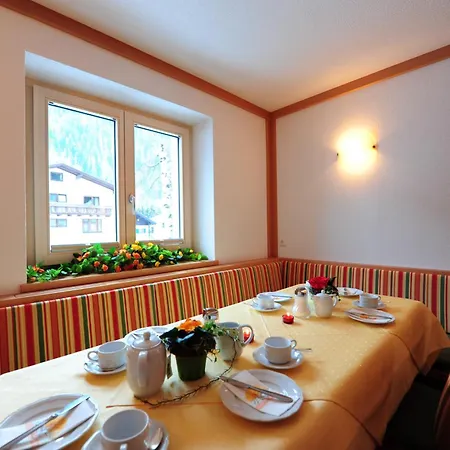 Haus Enzian St Anton am Arlberg
