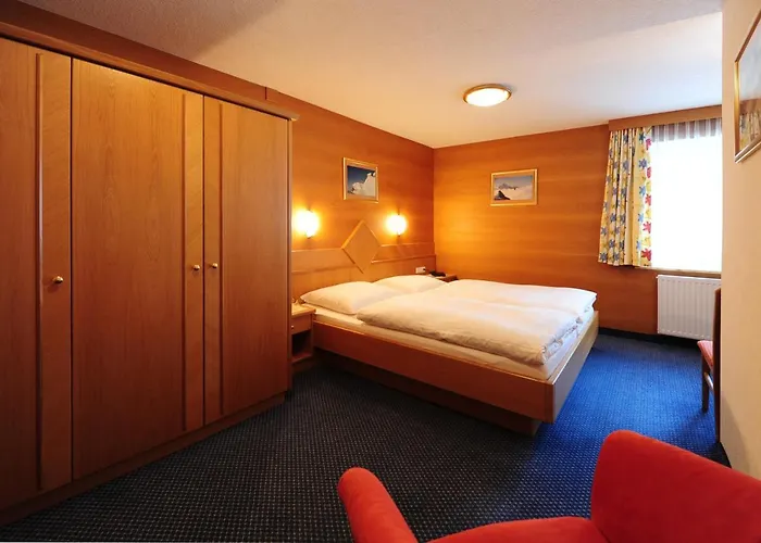 Frühstückspension Haus Enzian 3*